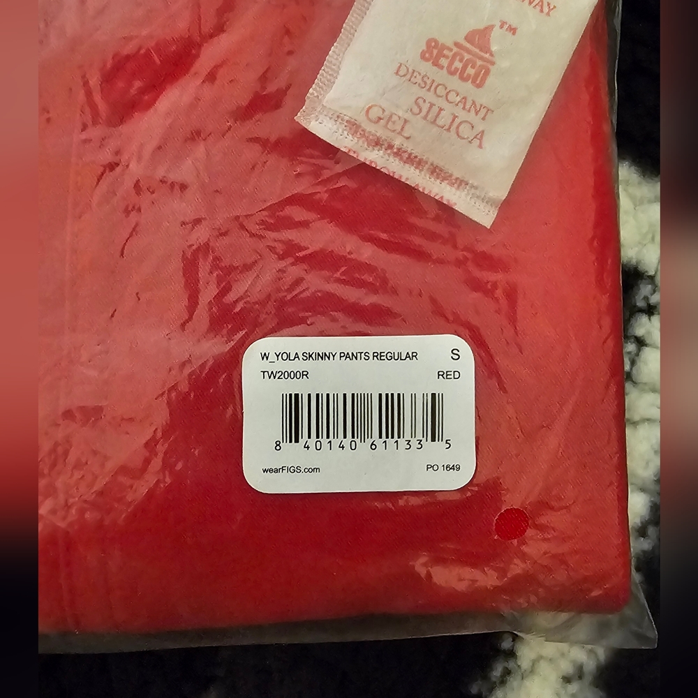 FIGS YOLA SMALL REGULAR